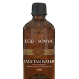 Spendet Feuchtigkeit und Bräune, ohne die Poren zu verstopfen. "Face Tan ­Water" von Eco by Sonya, 100 ml, ca. 33 Euro über tobs-beauty.com