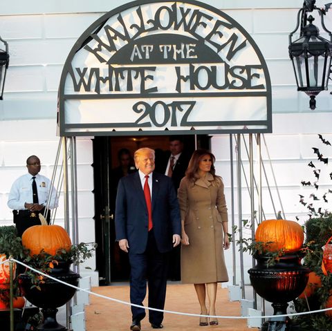Donald Trump und Melania Trump luden am 30. Oktober zur Halloween-Party vor dem Weißen Haus ein. Dabei trug sich Skurriles zu