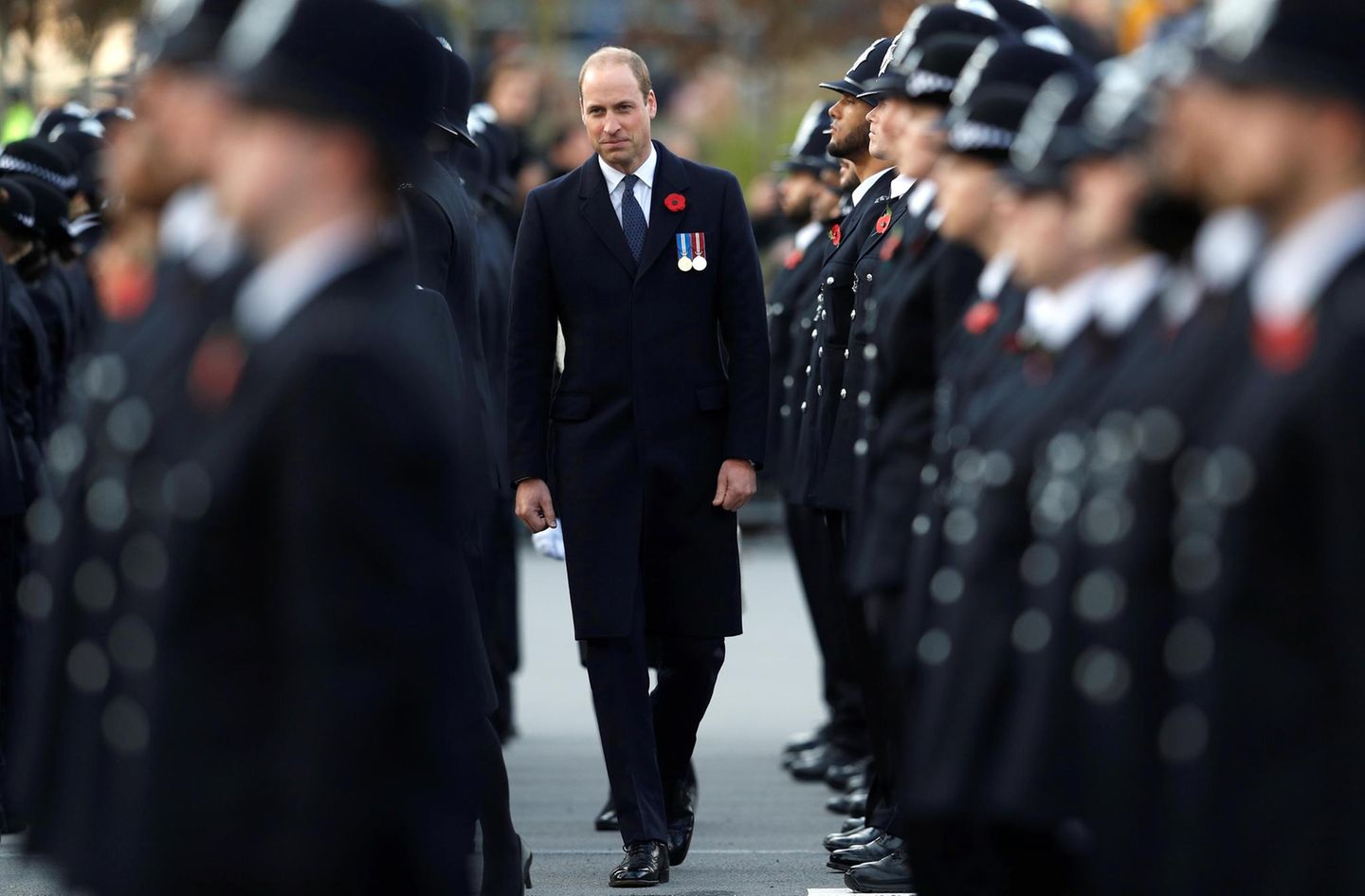3. November 2017  Prinz William inspiziert die Reihen der Polizeischulen-Absolventinnen in London.