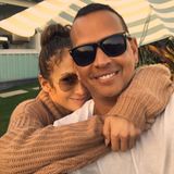 22. August 2017  Die Wochenenden verbringen Jennifer Lopez und Alex Rodriguez meist gemeinsam. Unter der Woche heißt es dann jedoch wieder: Work, work, work. So versuchen die zwei eine gute Balance für ihr Liebesleben zu finden.