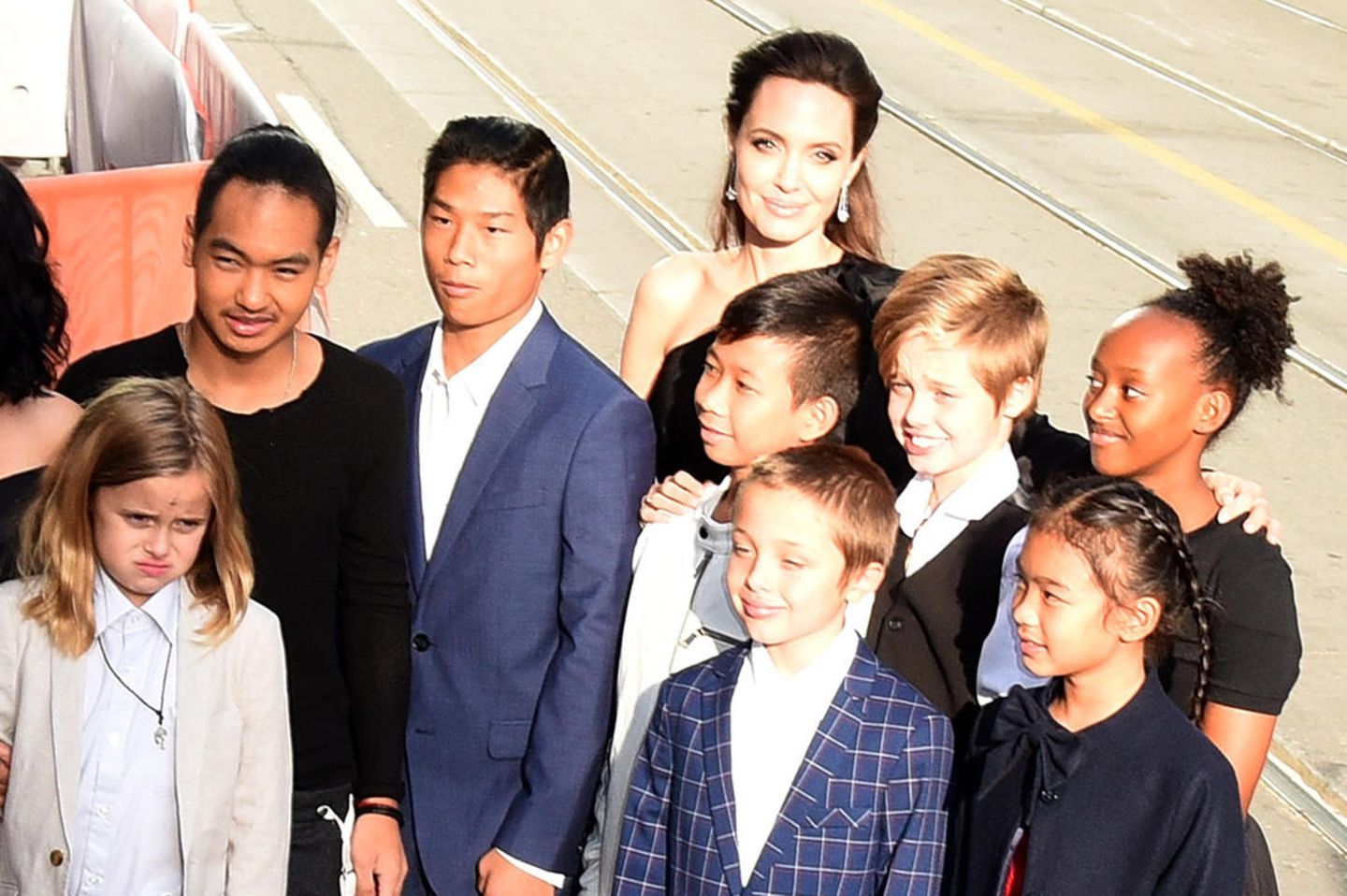Macht Angelina Jolie ihre Kinder unglücklich?