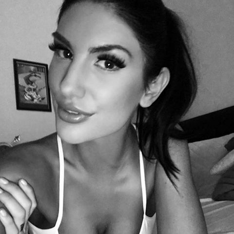 August Ames (†)