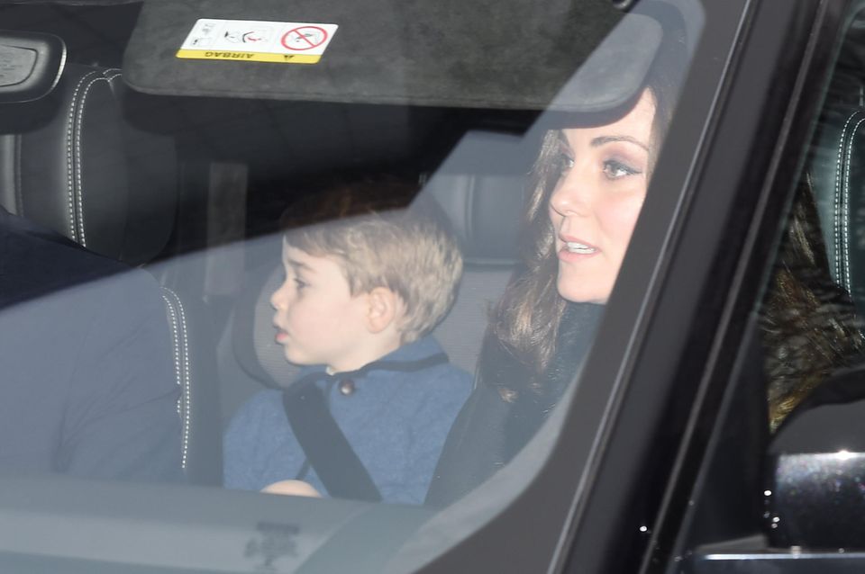 Prinz Harry: Prinz George ist natürlich auch dabei. Prinz George ist natürlich auch dabei.