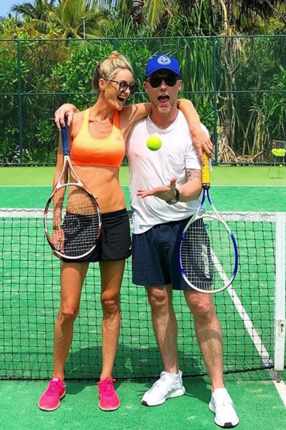 Storm und Ronan Keating sehen super fit aus. Wie sie das schaffen? Unter anderem mit spaßigen und schweißtreibenden Tennispartien.
