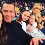 6. Januar 2018  Ausflug mit der ganzen Familie: Gemeinsam mit ihren Kindern schauen sich Alex Rodriguez und Jennifer Lopez ein Basketballspiel der Lakers aus der ersten Reihe an. 