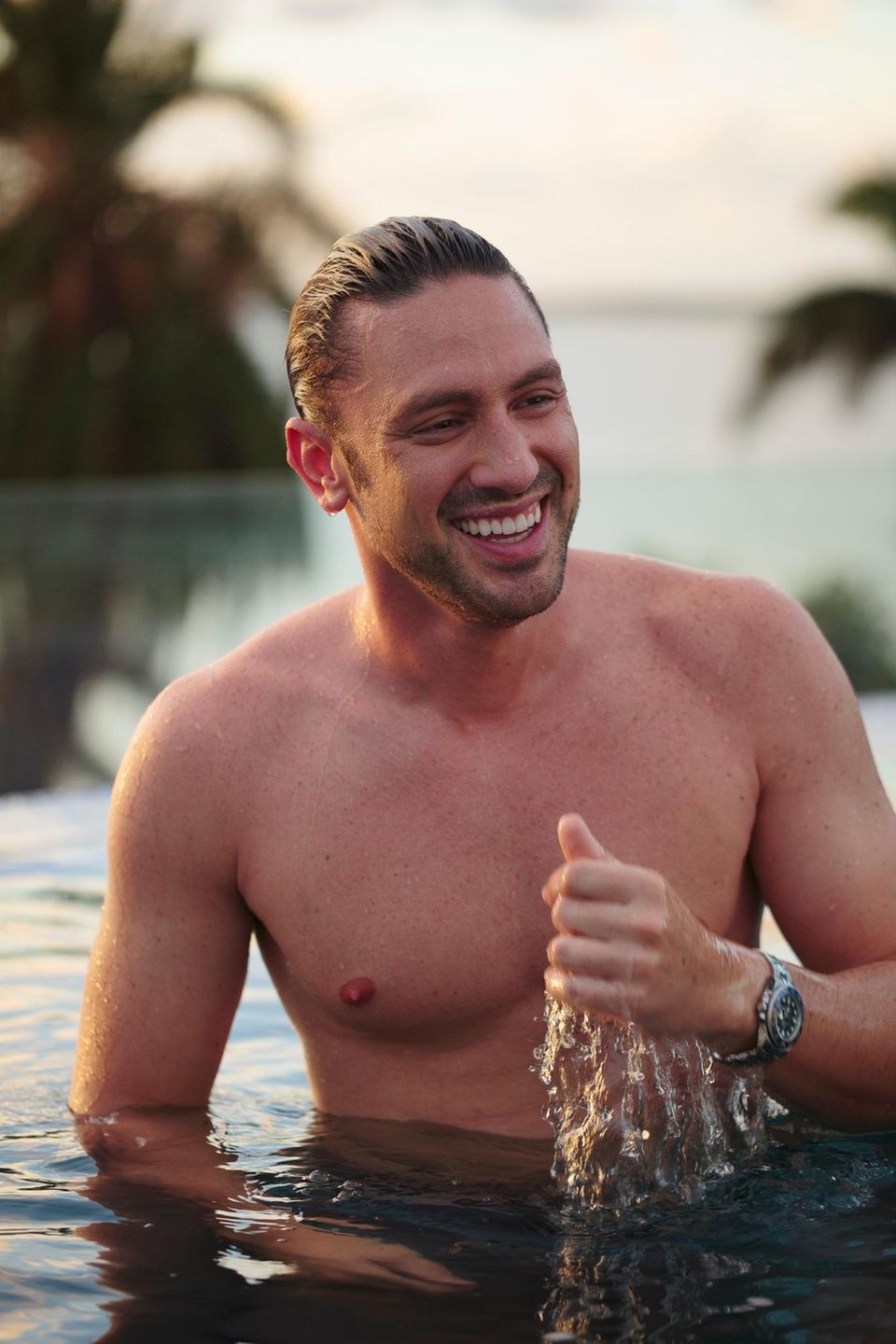 Promi Big Brother: Ex-"Bachelor" Daniel Völz geht als Single in den Container. Daniel Völz, "Der Bachelor" 2018