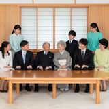 1. Januar 2018  Bitte recht freundlich: Die japanische Kaiserfamilie um Kaiser Akihito hat sich im November versammelt für das alljährliche Neujahrsfoto.
