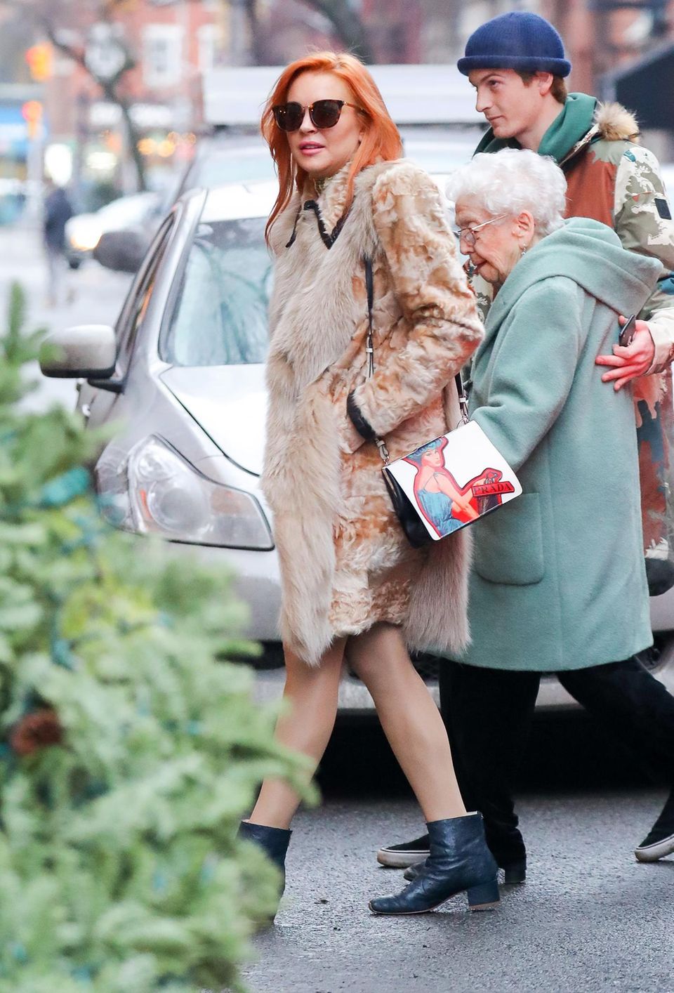 12. Januar 2018  Lindsay Lohan ist mit ihrer Großmutter unterwegs in New York. Die rüstige Dame feiert ihren 94. Geburtstag. Alles Gute!
