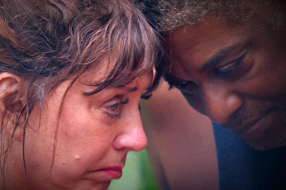 Blanke Nerven bei Tina York + Sydney Youngblood. Blanke Nerven bei Tina York + Sydney Youngblood.