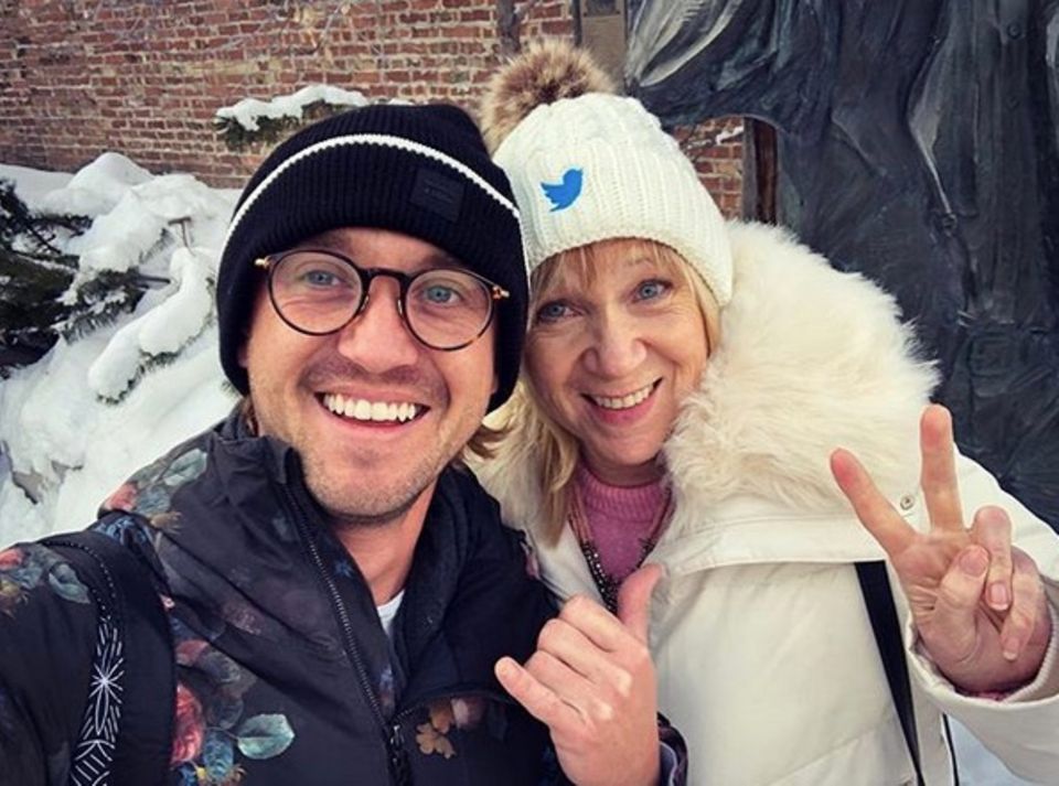 Tom Felton ist mit seiner Mutter Sharon Anstey zum Sundance Film Festival gereist. "Liebt eure Mütter" schreibt der smarte Schauspieler bei Instagram. Tom Felton ist mit seiner Mutter Sharon Anstey zum Sundance Film Festival gereist. "Liebt eure Mütter" schreibt der smarte Schauspieler bei Instagram.