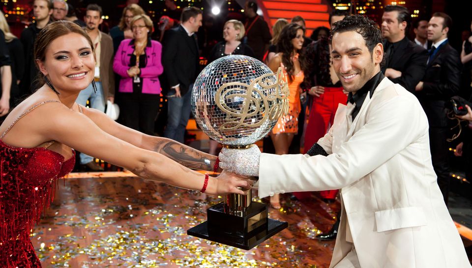 "Let's Dance"-Gewinner 2010   Schauspielerin und Model Sophia Thomalla und Tänzer Massimo Sinató.