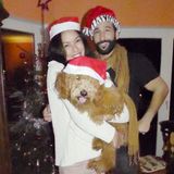 24. Dezember 2016  "Frohes Fest" wünschen Rebecca Mir und Massimo Sinato mit dem Familienmitglied Hund Macchia.