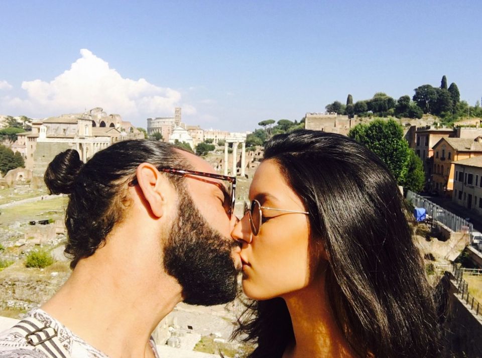 6. Juli 2017 "Kiss Kiss Kiss happy Weltkusstag" postet Massimo. 6. Juli 2017 "Kiss Kiss Kiss happy Weltkusstag" postet Massimo.