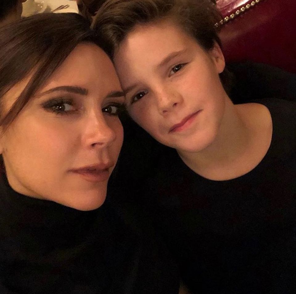 12. Februar 2018 Der 12-jährige Cruz Beckham ist Mutter Victoria wie aus dem Gesicht geschnitten. Der Kleine ist ihr ganzer Stolz. 12. Februar 2018 Der 12-jährige Cruz Beckham ist Mutter Victoria wie aus dem Gesicht geschnitten. Der Kleine ist ihr ganzer Stolz.