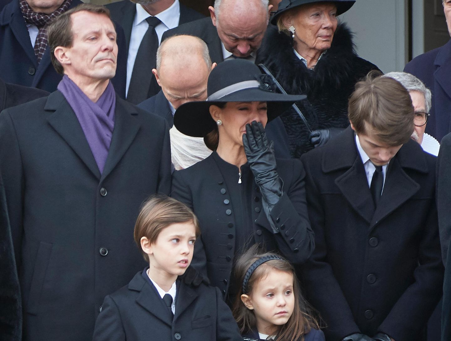 20. Februar 2018   Eine schwere Zeit für Prinz Joachim, Prinzessin Marie und ihre Kinder Henrik, Athena und Felix.