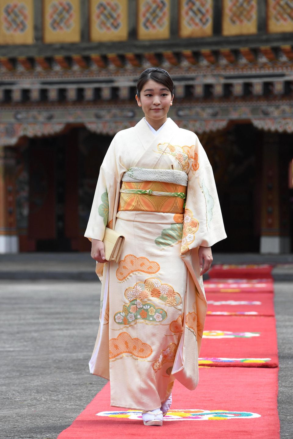 Prinzessin Mako ist die Enkelin des japanischen Kaiser Akihito Prinzessin Mako ist die Enkelin des japanischen Kaiser Akihito