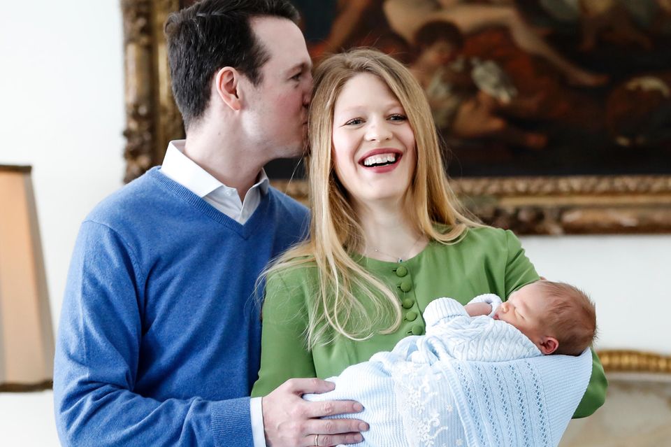 Prinz Philip, Danica Marinkovic und Söhnchen Prinz Stefan