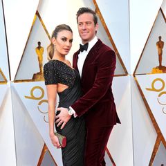 Armie Hammer in Giorgio Armani und seine Frau Elizabeth Chambers