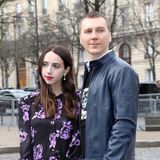Zoe Kazan und Paul Dano wollen in Paris die Show von Miu Miu besuchen.