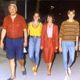 Erkennen Sie die junge Frau im gelben Top? Es ist Natascha Ochsenknecht mit süßen 16 Jahren beim Familienurlaub in Italien. Kaum zu glauben wie sich die Mutter von drei gemeinsamen Kindern mit Schauspieler Uwe Ochsenknecht heute verändert hat.
