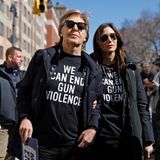Der legendäre Musiker Paul McCartney bei der "March for Our Lives" Demonstration in New York. Auf seinem Shirt die Zeilen "Wir können Waffengewalt beenden"