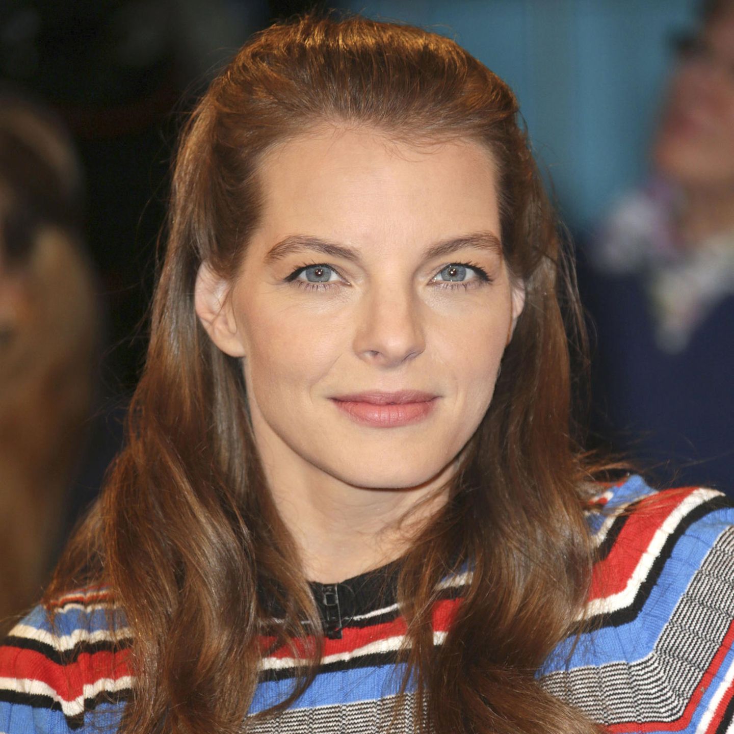 Yvonne Catterfeld Sie Gedenkt Roger Cicero Gala De 