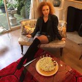 Anlässlich ihres 18. Geburtstages präsentiert Becker Sproß Anna Ermakova auf ihrem Instagram-Account große Torte. 