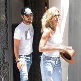 Im Sommer 2017 waren Jennifer Aniston und ihr Mann Justin Theroux noch gerne im lässigen Jeans-Partnerlook unterwegs.