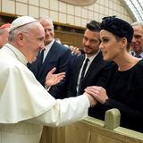 28. April 2018 Katy Perry und Orlando Bloom besuchen gemeinsam eine Gesundheitskonferenz im Vatikan und werden auch Papst Franziskus vorgestellt. 