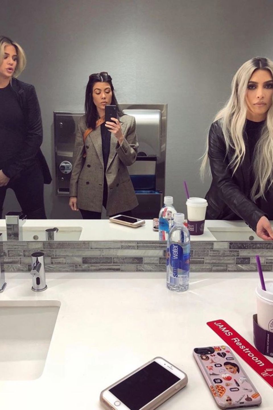 17. März 2018 Khloé, Kourtney und Kim Kardashian: Das ultimative Reality-TV-Schwestern-Gespann.