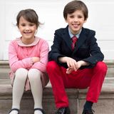 4. Mai 2018  Und noch einmal gemeinsam lächeln: Prinz Henrik und Schwester Athena.