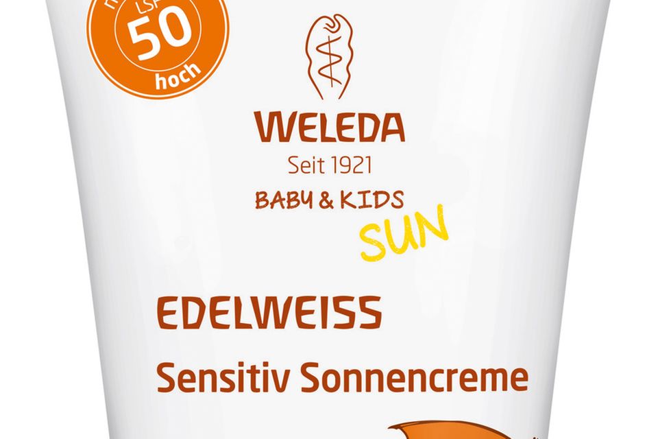 "Edelweiss Sensitiv Sonnencreme Baby & Kids LSF 50" von Weleda, 50 ml, ca. 12 Euro 
