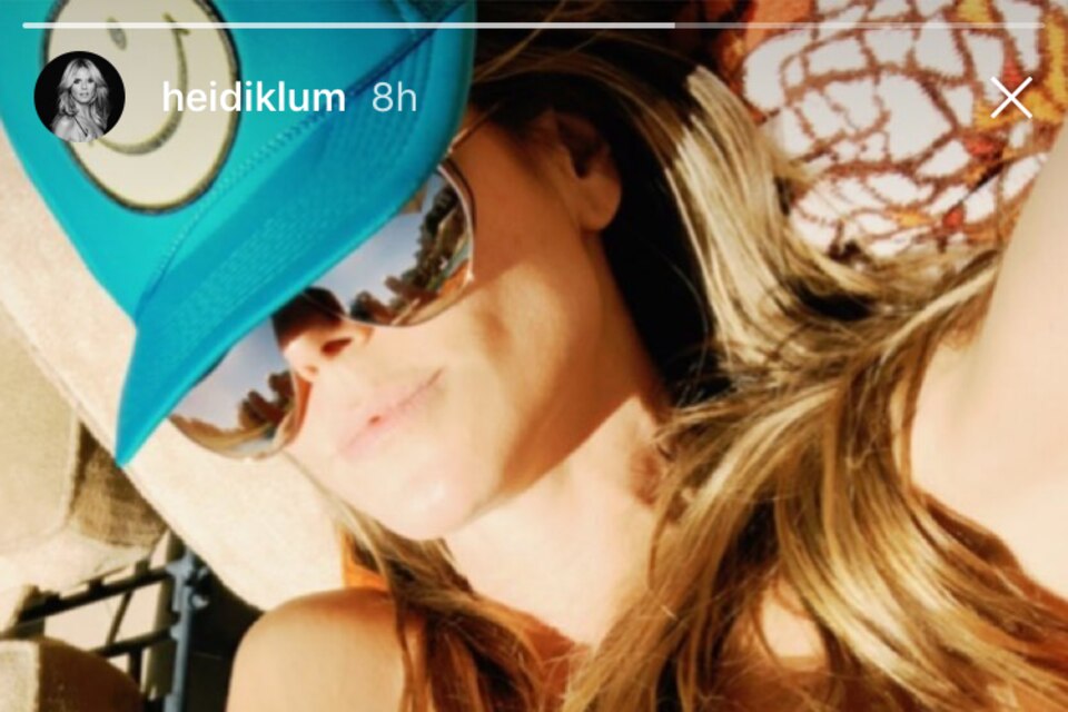So sexy rekelt sich Heidi Klum in der Sonne. 