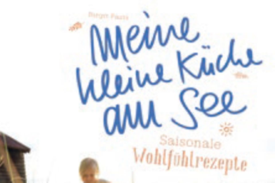 Sommer-Aperitifs: Von frischer Erdbeer- Limo im Frühling bis zu Lavendelmilchreis mit Spekulatiusbröseln im Winter: Foodund Lifestyle-Bloggerin Birgit Fazis präsentiert außergewöhnliche und unkomplizierte Rezepte für das ganze Jahr. ("Meine kleine Küche am See", Jan Thorbecke Verlag, 152 S., 22 Euro) Von frischer Erdbeer- Limo im Frühling bis zu Lavendelmilchreis mit Spekulatiusbröseln im Winter: Foodund Lifestyle-Bloggerin Birgit Fazis präsentiert außergewöhnliche und unkomplizierte Rezepte für das ganze Jahr. ("Meine kleine Küche am See", Jan Thorbecke Verlag, 152 S., 22 Euro)