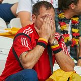 Mit einer 0:2 Niederlage gegen Südkorea hat dieser Fan ganz sicher nicht gerechnet.