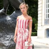 Royaler Besuch in Rot: Amelia Windsor bezaubert ebenfalls in Paris.