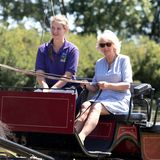 3. Juli 2018   Im malerischen Dorf Eglwyswrw (so heißt das Dorf wirklich!) in Wales besucht Herzogin Camilla die Pferdefarm Dyfed Shire. 