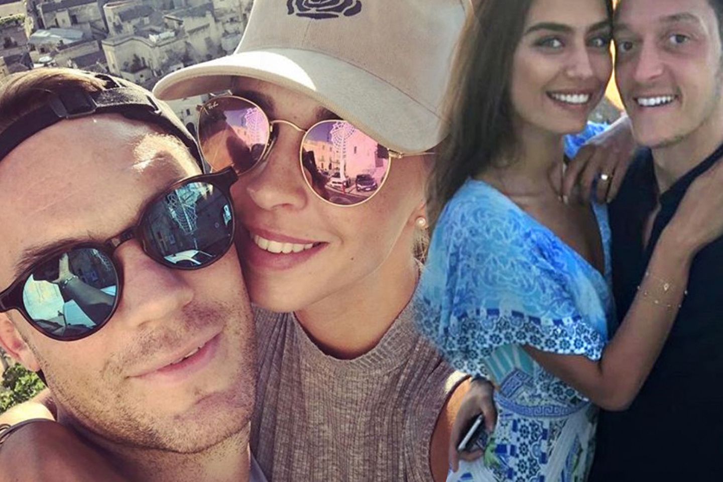 Manuel und Nina Neuer urlauben gerade, ebenso Amine Gülse und Mesut Özil 
