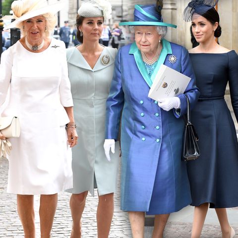 Herzogin Camilla, Herzogin Catherine, Queen Elizabeth und andere weibliche Royals tragen eine Brosche. Herzogin Meghan nicht
