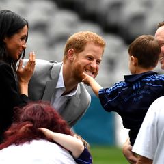11. Juli 2018  Kein Event ohne einen niedlichen Prinz-Harry-Moment. Auch Ehefrau Meghan ist begeistert.