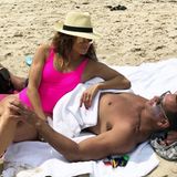 5. Juli 2018   "Es sind die kleinen, stillen Momente, die am meisten zählen", postet Jennifer Lopez liebevoll zu dem Strand-Foto mit Alex Rodríguez.
