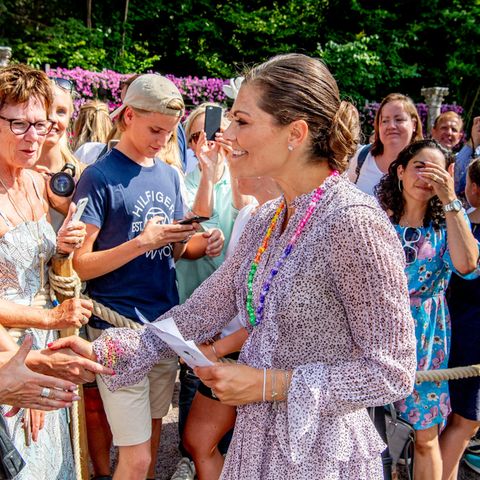 Prinzessin Victoria grüßt Fans am 14. Juli 2018, ihrem 41. Geburtstag, auf der Insel Öland