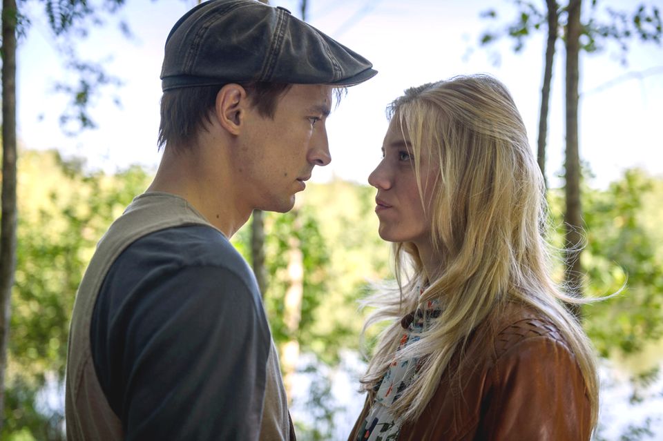 Sturm der Liebe: Die Liebe von Viktor und Alicia steht vor scheinbar unüberwindbaren Hindernissen Die Liebe von Viktor und Alicia steht vor scheinbar unüberwindbaren Hindernissen