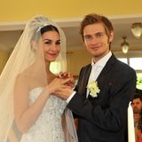 2012: Ayla und Philip  Romantisch und vor allem turbulent geht es bei der Hochzeit von Ayla und Philip zu. Nach einem langen Auf und Ab und Tränen am Hochzeitstag sagen die beiden am Ende doch "Ja" zueinander 