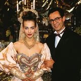 1994: Tina und Matthias   An diese Hochzeit werden sich aller Voraussicht nach nur die wirklich eingefleischten GZSZ-Fans erinnern. Gegen den Willen seiner Mutter heiratet Matthias Tina in Las Vegas. Doch in Deutschland ist diese Ehe nicht gültig. Kurz darauf wird er von Tina verlassen.