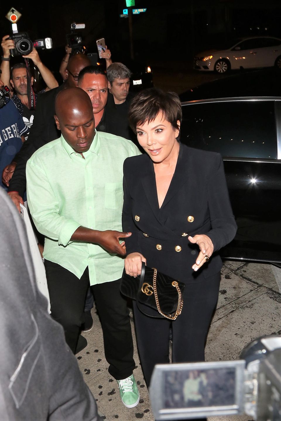 10. August 2018 Kylies Mutter Kris Jenner darf natürlich auch nicht fehlen, sie hat zur Untersützung ihren Freund Corey Gamble mitgebracht.