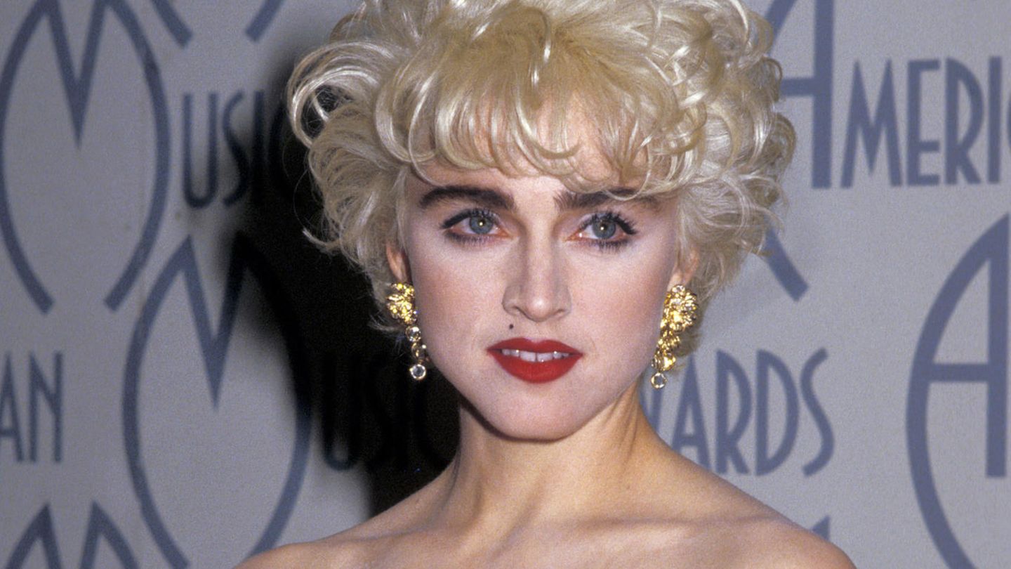 Madonna feiert 66. Geburtstag: Die legend&auml;rsten Looks zum 66. Geburtstag der Queen of Pop