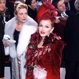 Madonna wird 65: Zu Madonnas inspirierenden Persönlichkeiten zählt Evita Person, die "First Lady" Argentiniens. Die Sängerin spielt nicht nur 1996 die Rolle der Argentinierin im Film "Evita", auch außerhalb der Dreharbeiten ähnelt der Stil der Sängerin häufig dem der zweiten Frau des Präsidenten Juan Perón.