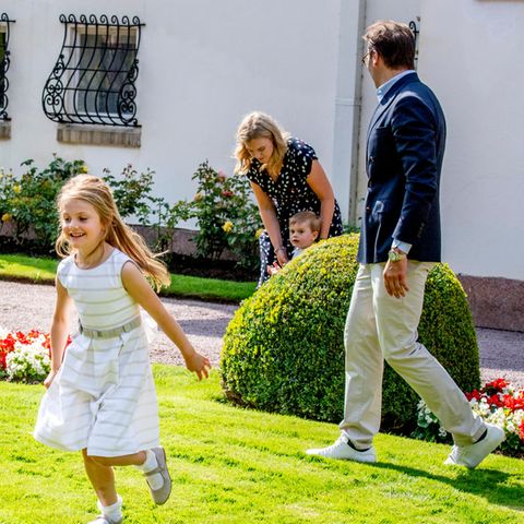 Prinzessin Estelle, Prinz Oscar, Nanny Philippa, Prinz Daniel