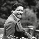 11. August 2018: V. S. Naipaul (85 Jahre)   Der Literatur-Nobelpreisträger V. S. Naipaul ist am Samstag gestorben. Naipaul sei friedlich in seinem Haus in London gestorben, teilt seine Frau der Agentur PA mit. "Er war ein Riese in allem, was er erreicht hat, und er starb in Kreis seiner geliebten Menschen, nachdem er ein Leben voll wunderbarer Kreativität und Streben gelebt hatte", heisst es in einer Erklärung von Ehefrau Nadira Naipaul.